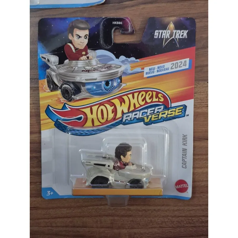 3 Hot Wheels 2024 Racers Verse Cars Star Trek, DC, Stars Wars s33